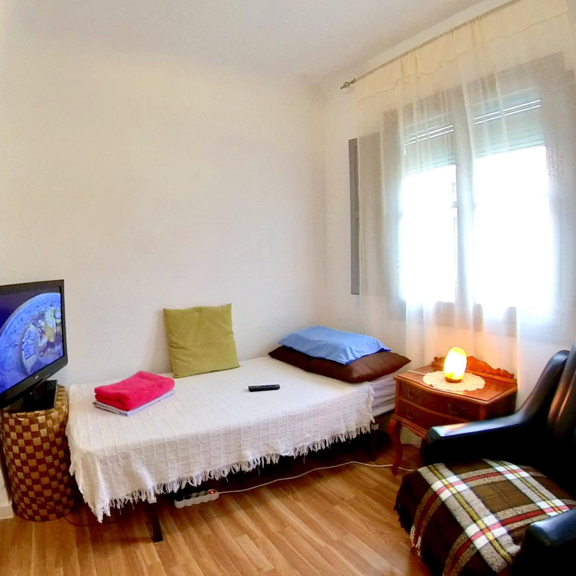 Quiet Room In Alicante Smarttv Esterno foto